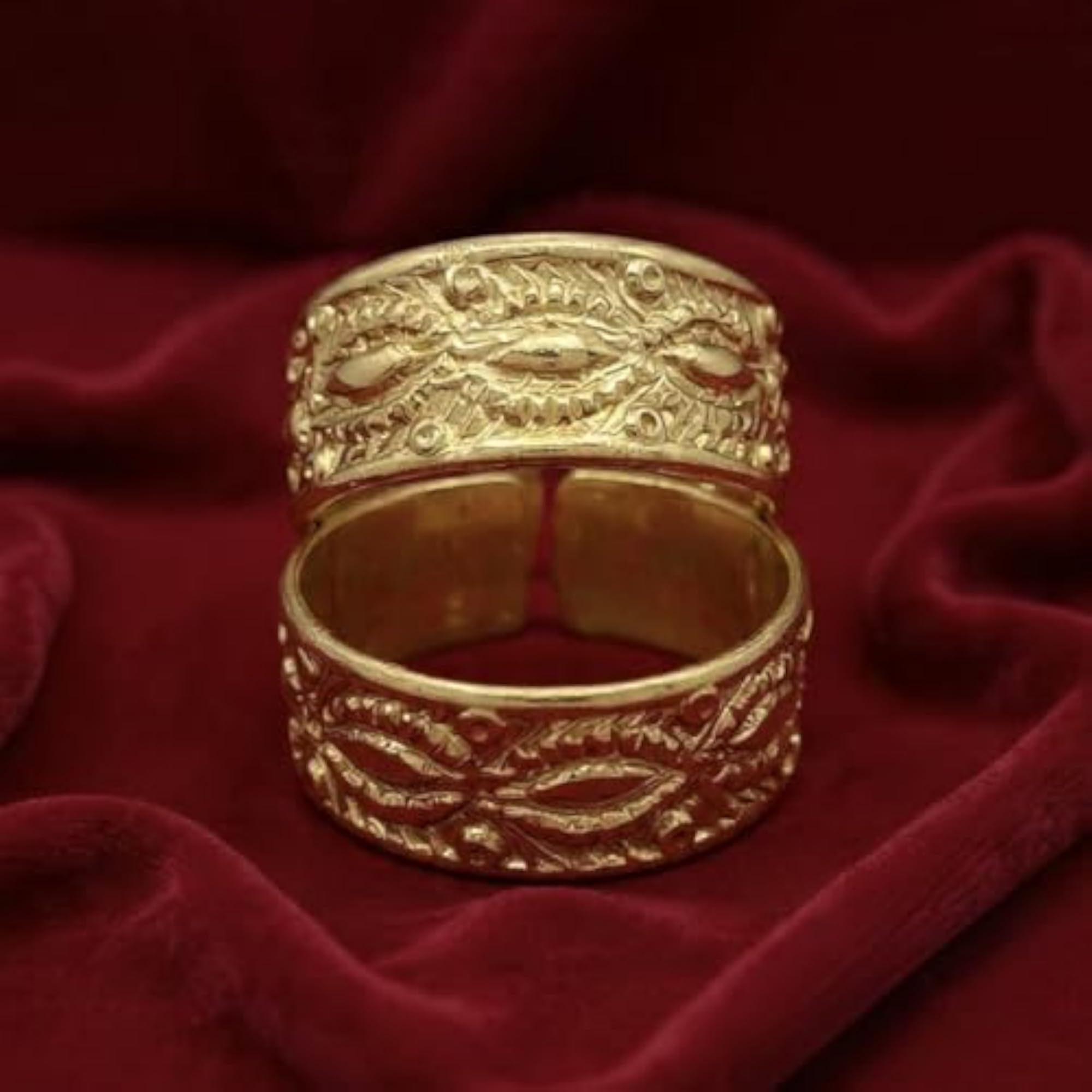 Gold Tone Five Metal Toe Ring for Women