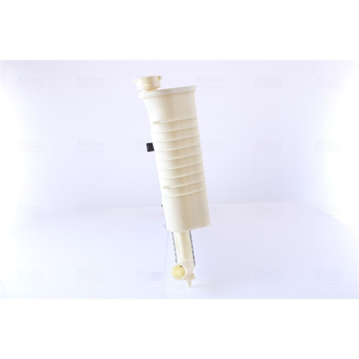 NISSENS Radiateur, refroidissement du moteur 61399A