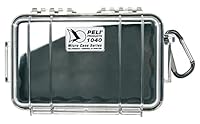 PELI 1040 Wasserdichte Micro Box zum Schutz von Smartphone und Weiteren Elektrischen Utensilien, IP67 Wasser- und Staubdicht, 0,7L Volumen, Transparent/ Schwarz Gummieinlage