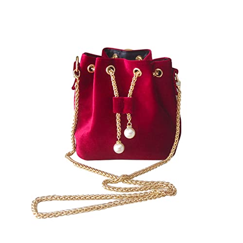 Sac à main de luxe pour femme chic avec sa bandoulière chaîne en métal élégante