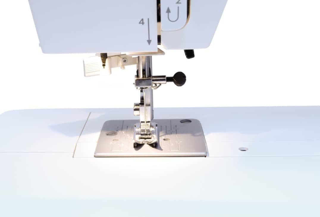 Janome 1522LG bobbin area