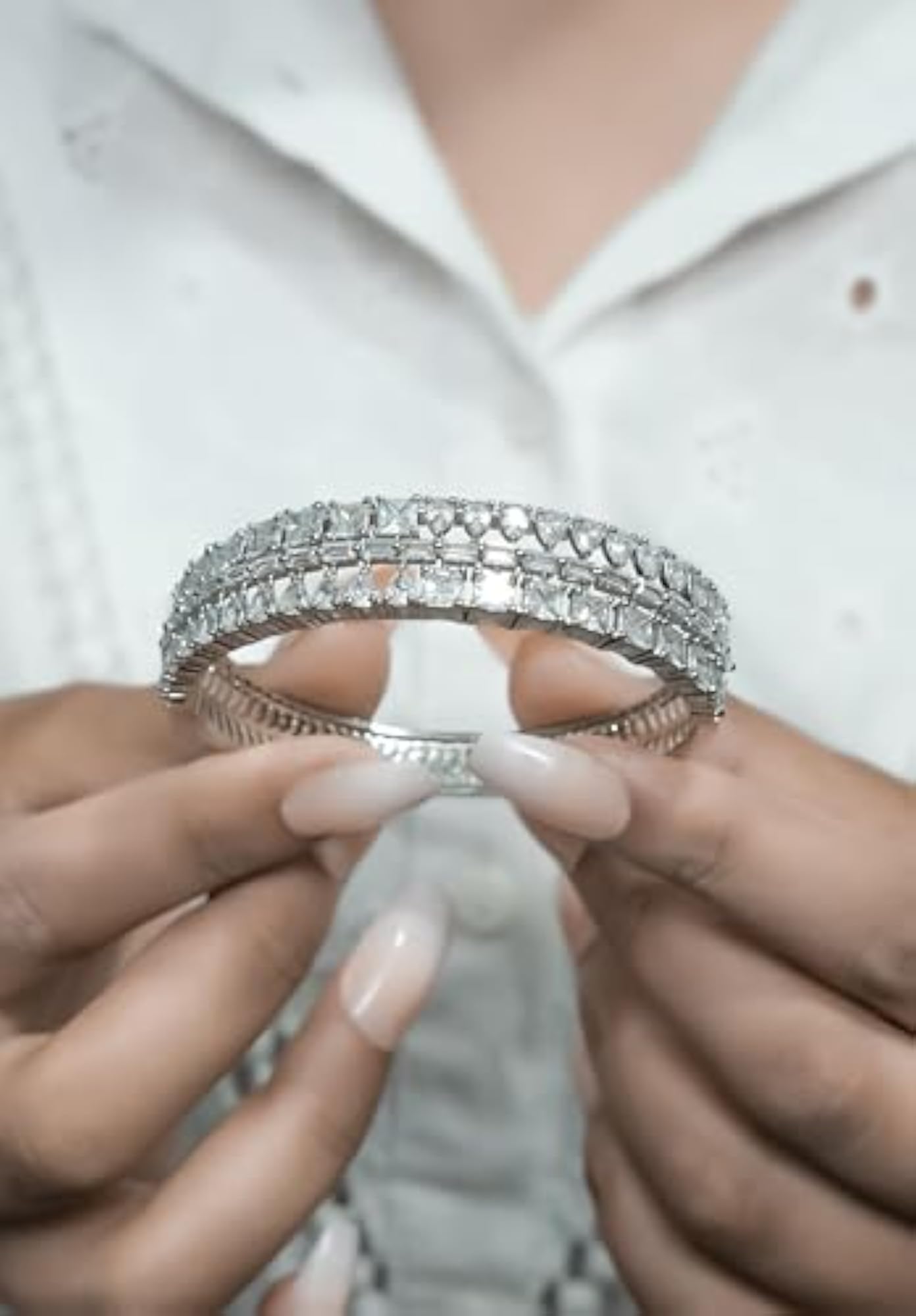 Crownlights Bracelet, Elegant Design