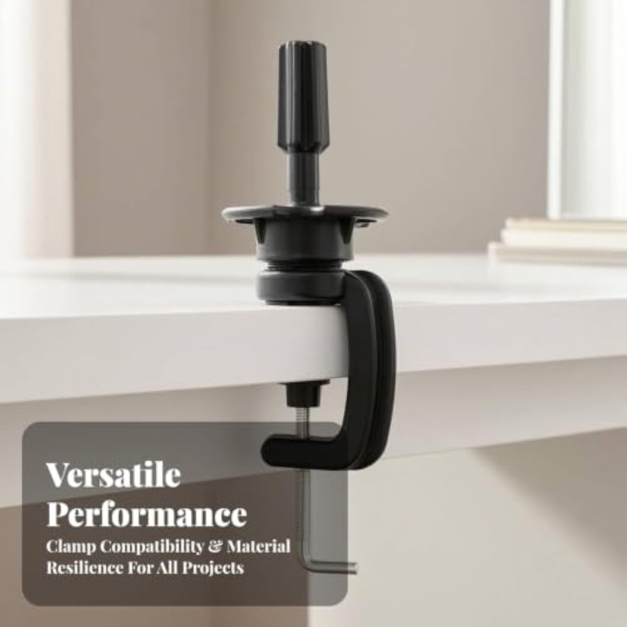 Stable Head Stand with Adjustable Clamping for Hairpiece Display