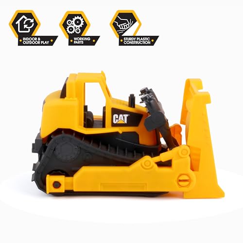 Caterpillar D8 bulldozer machine