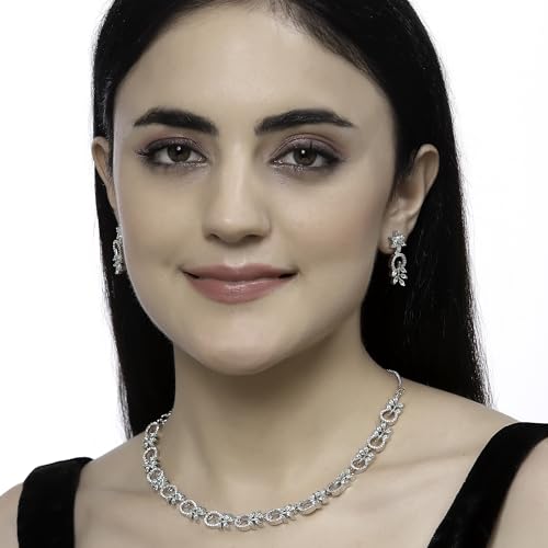 Rhodium-Plated Leaf & Circular Necklace With Earrings Set
