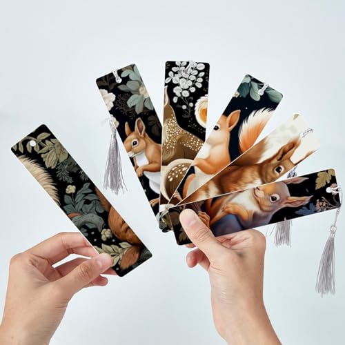 Marque-pages écureuil à pompons pour vos moments de lecture
