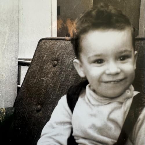 A Me Grows in Brooklyn - Memories of an Irish Childhood cover art