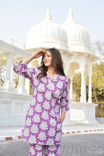 Image of LookMark Women's Printed Cotton Blend Straight Kurta and Pant Set