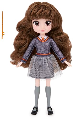 Wizarding World | Bambola Articolata Hermione Granger 20Cm | Bacchetta E Divisa Di Hogwarts Inclusa | Collezione Harry Potter | Per Bambini Dai 5 Anni In Su - 3