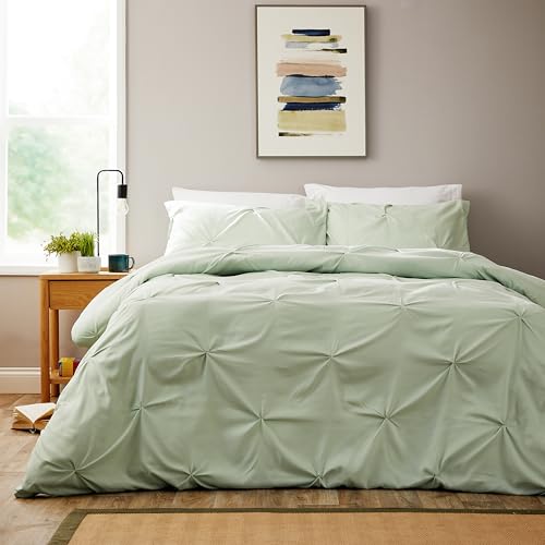 Olivia Rocco Pintuck Duvet Cover Set with Pillowcases Easy Care Bedding Set Soft Breathable Modern Design Quilt Bedding Bed Linen Sets, Sage Green Double