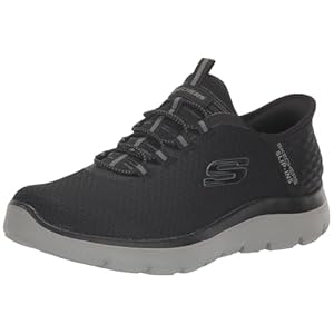 Skechers Men’s D’Lux Walker Luxir Food Service Shoe