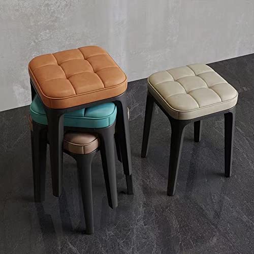 Tabourets empilables pour optimiser les petits espaces salle à manger beige x4