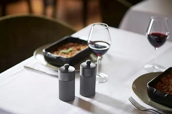 Gift Set Line Manual Pepper and Salt Mills, Matte Black with stainless steel funnel, 12 cm