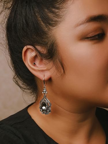 MINACHI Christmas Halloween Red Heart Shaped Pattern Alloy Earrings, Gothic Antique Style Jewelry for Women3