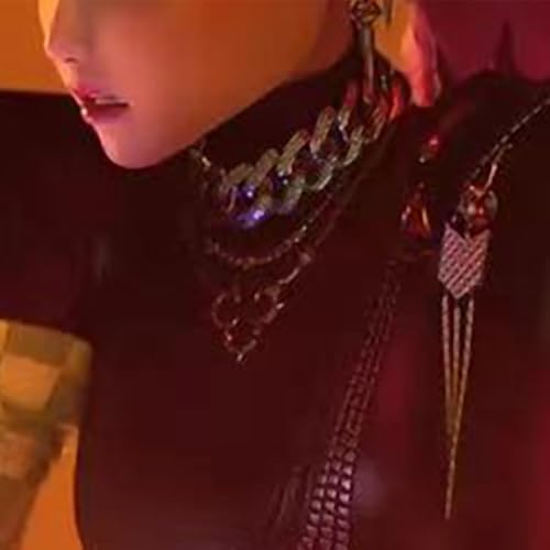 Rumi Anime Necklace Set Rumi Zoey Mira Inspired Merch Earrings Friendship Bracelet Cosplay Gift Women Men4