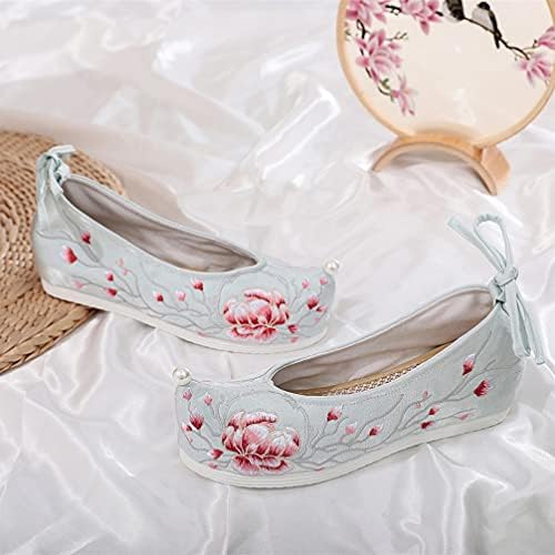 Holibanna 1 Pair Chinese Embroidery Shoes Pointed Toe Shoes Slip on Wedge Heel Shoes Light Blue | Image 3