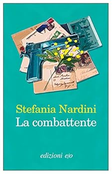 Paperback "La combattente" Book