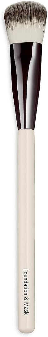 Chantecaille, Foundation  Mask Brush : Amazon Luxury