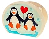 Diseño colorido con una simpática familia de pingüinos