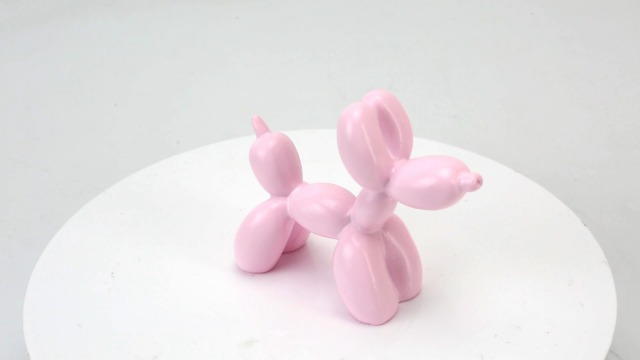 Estatua pequeña de perro globo rosa para decoración miniatura 7
