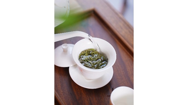 Amazon.com: XIXICHA Bai Hao Yin Zen 白茶優質鬆散葉中國福鼎白茶低