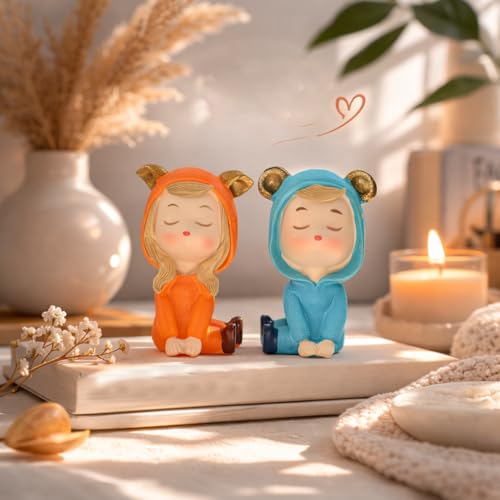 Image of CraftVatika Love Couple Showpiece Gift, Decorative Items for Living Room, Aesthetic Home Table Decor, Wedding Birthday Valentine's Day Return for Woman Man Kids Room Decorations