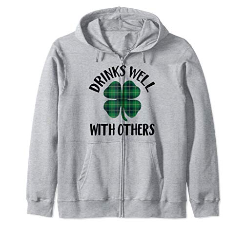 Drinks Well With Others Buffalo Plaid St. Patty's Day Clover Sudadera con Capucha