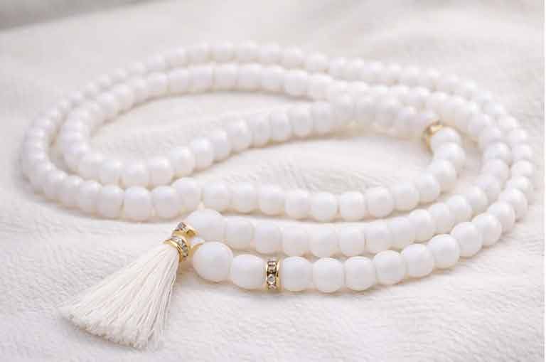 Image of Pure White Crystal Beautiful 100 Beads Tasbih, Islamic Salat /Beads Prayer Tasbeeh for Muslims Crafted for Daily Prayer Needs (Pack of 2) Color - White