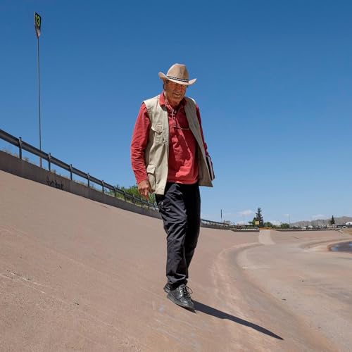 The Bittersweet Past: Tales of a Travel Writing Legend (with Paul Theroux) Podcast By  cover art