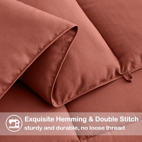 EASELAND California King Down Alternative Comforter - Quilted Duvet Insert for All Seasons, Soft Lightweight with Corner Tabs, Summer Winter Warm Bedding, Terracotta 96x104 Inches