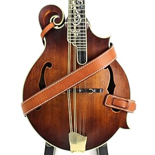 Walker And Williams M-14 Sangle de selle en cuir grainé pour mandoline, mandola, bouzouki ou ukulélé Marron - Les Beatles, Paul McCartney, John Lennon, RIngo Starr, George Harrison Walker And Williams M-14 Sangle de selle en cuir grainé pour mandoline, mandola, bouzouki ou ukulélé Marron – Image 2
