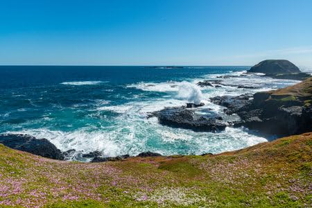 173665854 Poster photo 140 x 90 cm : rochers dans l'océan des Pinnacles Lookout, Phillip Island, Victoria, Australie