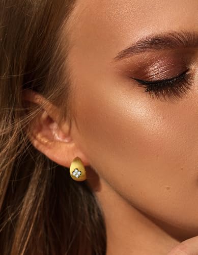 Clover Earrings for Women with Premium Emerald or Moissanite|D Color VVS1 Clarity 3EX Cut|925 Sterling Silver Gold Plated Non Tarnish2