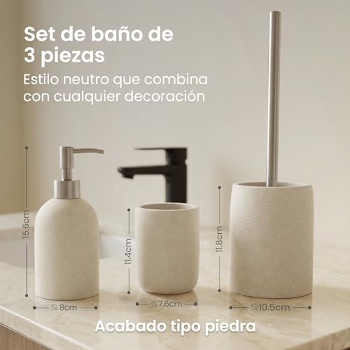 LARDECOR - Set de Baño Moderno de 3 Piezas, Accesorios de Resina | Dispensador de Jabón 300 ml + Vaso para Cepillos de Dientes + Escobilla de Inodoro, Juego de Aseo Diario, Libre de BPA (Beige Arena) - imagen 3