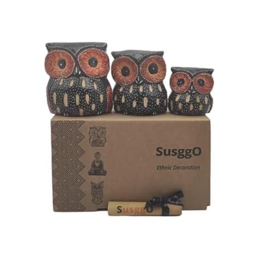 SusggO Set de 3 Buhos de Madera, Decoracion, Tallado a Mano, Buho de la Suerte, Idea Artesania Adorno Mueble (Marron Chocolate NAR Mod 1)