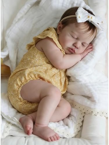 Bebe Reborn Silicone Niña con Ojos Cerrados que transmite dulzura y paz infinita 3