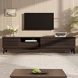 Meuble bas spacieux avec espace de rangement intelligent pour un salon bien rangé : ce meuble TV bas (170 x 35 x 40 cm) offre un rangement organisé pour tous les appareils multimédias, câbles et accessoires. Il met fin au chaos sous la télévision et crée un espace de vie propre et fonctionnel pour vos soirées détendues.