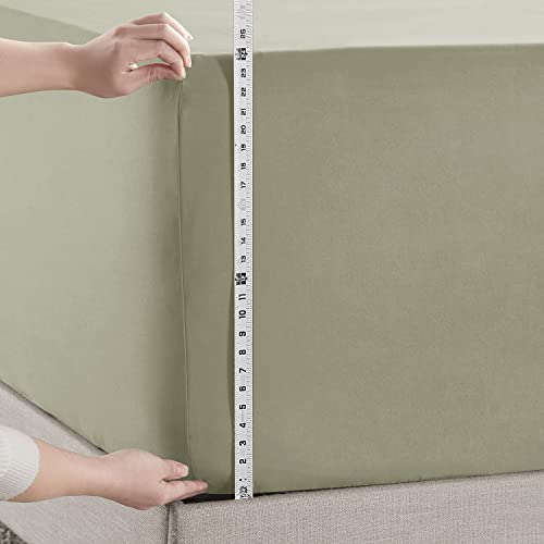 Image of Hearth & Harbor Extra Deep Pocket Full Fitted Sheet - Fits 18 to 24 Inch Mattress - Ultra Soft 1800 Microfiber, Wrinkle-Free & Breathable - Hotel Luxury Fitted Sheet Only, Light Sage