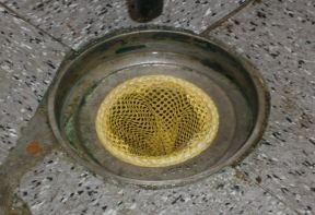 Funda de drenaje amarilla para desagües de piso de 6 pulgadas miniatura 2