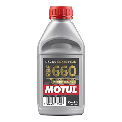 Motul RBF 660 Racing Brake Fluid – DOT 4, 100% Synthetic Racing Brake Fluid - 500ml Bottle (101667)