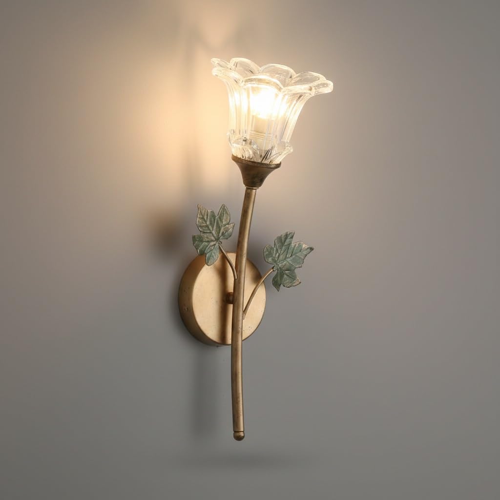 Kinkiet do sypialni, korytarza, wnętrza, styl vintage, europejskie kwiaty, antyczny brąz, żelazo, 1-E14, lampa na stałe podłączona, klosz z przezroczystego szkła, z zielonymi liśćm