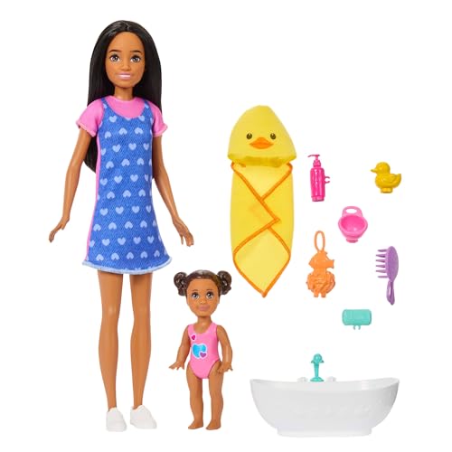 Barbie Skipper Babysitters Inc. Spielset mit brünetter Puppe brünetter Kleinkind-Puppe Badewanne und 6 Zubehörteilen darunter eine Gummi-Ente JJB43