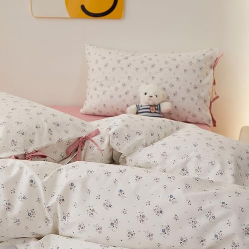 Image of Vintage Floral Comforter Full Size Comforter Set, Aesthetic Botanical Flowers Pattern Lightweight Comforter Set for All Seasons, Farmhouse Cottagecore Bedding Comforter with 2 Bowknot Pillowcases