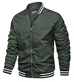 army jacke m65 [Taschen]: Zwei Seitentaschen und eine Innentasche bieten viele Aufbewahrungsmöglichkeiten für wichtige Ausrüstung.