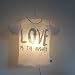 Produktbild Good old Friends T-Shirt Lampe Love