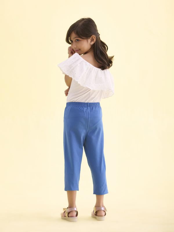 Image of GO COLORS Girls Solid Mid Rise Slim Fit Cropped Leggings