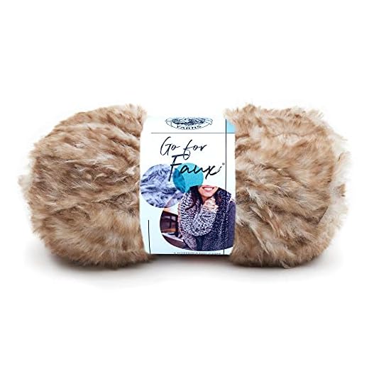 Lion Brand Yarn Go For Faux Hilo, Pomeranian, talla única