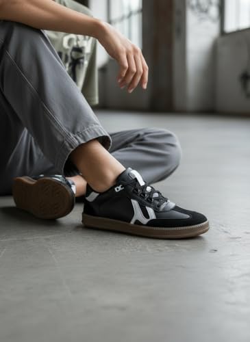 Image of FASHION VICTIM 670 Men's Sneaker