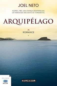Paperback Arquipélago (Portuguese Edition) [Portuguese] Book