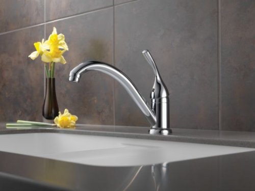 Delta Faucet Classic Single-Handle Kitchen Sink Faucet, Chrome 101-Dst #TOP1
